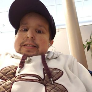 Meet your Posher, Isaac